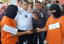 Deal Rp 200 Juta, Dua Eksekutor Najamuddin Baru Terima Upah Rp 90 Juta FOTO: Rekonstruksi pembunuhan pegawai Dishub oleh Kasatpol PP Makassar Photo : VIVA/Supriadi Maud