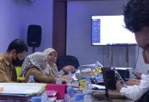 Lelang Aset Kendaraan Dipantau KPKNL, Pemkab Bulukumba Raih Pendapatan Rp600 Juta lebih FOTO: Suasana Lelang kendaraan berlangsung di Kantor Badan Pengelola Keuangan dan Pendapatan Daerah (BPKPD), Senin, 23 Mei 2022 yang dipantau langsung Kantor Pelayanan Kekayaan Negara dan Lelang (KPKNL) Makassar.