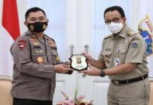 Disebut Bakal Jadi Pj Gubernur DKI, Fadil: Saya Tidak Berminat, Catat itu! FOTO: Kapolda Metro Jaya Irjen Fadil Imran dan Gubernur DKI Jakarta Anies Baswedan/Net
