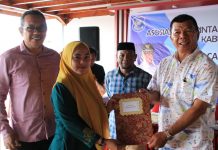 Ramah Tamah Purna Kades, Andi Utta: Masa Jabatan Hanya Berakhir, Tetap Berbuat Baik FOTO: Bupati Bulukumba dalan kegiatan Ramah Tamah Purna Kades di Cafe Amaly Sinjai