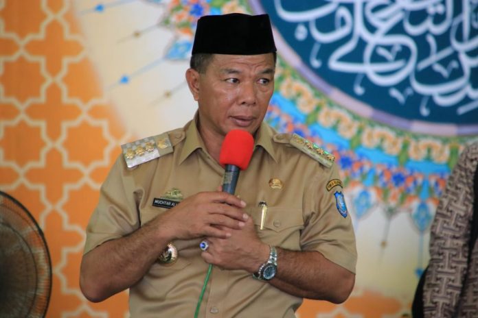 FOTO: Bupati Bulukumba Muchtar Ali Yusuf saat memeberi arahan kepada para pengurus Masjid Islamic Center Dato Tiro (ICDT) Bulukumba yang ditetapkan melalui SK Bupati Bulukumba untuk masa bakti tahun 2022-2025.