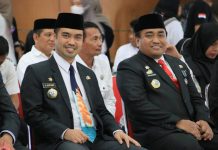 Di Kabupaten Bulukumba, Sebelum Pulang Sekolah Siswa SD dan SMP Diwajibkan Menulis Resume FOTO: Kiri Kepala Dinas Pendidikan dan Kebudayaan (Kadisdikbud) Bulukumba Andi Buyung Saputra