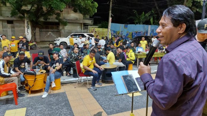 FOTO: Kegiatan Teras Kuning DPD II Partai Golkar dihadrilliri organisasi sayap partai PPP dan BM PAN. Sabtu (2/7) malam.