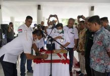Hadiri Pengukuhan Pengurus PORDI Bulukumba Andi Utta: Domino adalah Ajang Silaturrahim FOTO: Pengukuhan pengurus organisasi cabang olahraga yang baru ini digelar di pendopo Rumah Jabatan Bupati Bulukumba, Jumat 11 Maret 2022.