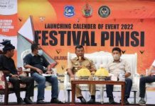 Bupati Andi Utta Launching Calender Of Event Pariwisata FOTO: Pemerintah Kabupaten Bulukumba melalui Dinas Pariwisata Pemuda dan Olahraga menggelar launching Calender of Event Pariwisata Bulukumba di kawasan wisata Tanjung Bira, Selasa 29 Maret 2022.