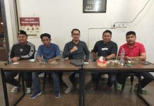 Kasus Kematian Dicky Perdana, Kuasa Hukum Pertanyakan Kinerja Penyidik Polres Pelabuhan Terkait Status Hukum Kalapas Kendal FOTO: Kuasa Dicky Perdana saat menggelar keterangan Pers di Makassar