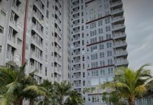 Dikawal 4 Pria, Anggota DPRD Bulukumba Merusak Mobil Milik Istrinya di Parkiran Vida View Apartment Makassar, Sebut “Dariko Melacur” FOTO: Apartemen sewa liburan · Jl. Topaz Raya No.01, Kelurahan Masale, Panakukang, Kota Makassar, Sulawesi Selatan