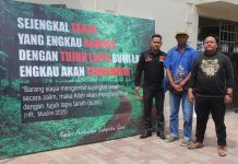 Tanah Miliknya Diserobot, Misi Dg Tojeng Butuh Keadilan atas Haknya FOTO: Misi Dg. Tojeng, Bersama Wandi Sutiawan, S,H., yang berkantor Hukum di GEMPAK-HAM LAW OFFICE beralamat di jl veteran Utara Lr 46. No 46 kota Makassar,