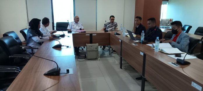 FOTO: Ombudsman RI Perwakilan Sulsel melakukan permintaan keterangan secara langsung kepada Panitia Seleksi dan Tim Seleksi Calon Direksi dan Dewan Pengawas BUMD Kota Makassar Tahun 2022  di Sekretariat Pansel, Lt. 9 Balai Kota Makassar, pada Rabu, 20 Juli 2022.