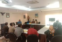 KPR Sudah Lunas, Nasabah Datangi Kantor BTN Minta Sertipikat Diserahkan FOTO: Sejumlah warga Perumahan Kodam 3, Kelurahan Katimbang, Kecamatan Biringkanaya, Kota Makassar mendatangi Bank Tabungan Negara (BTN) cabang Makassar di Jalan Kajaolalido Selasa, (2/8/2022).