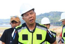 Hari Libur Pakai Motor, Andi Utta Tinjau Sejumlah Titik Proyek Bupati Bulukumba Muchtar Ali Yusuf memanfaatkan hari libur untuk meninjau sejumlah proyek yang saat ini tengah berjalan.