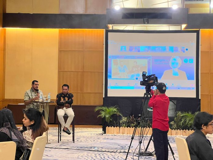 FOTO: Perkumpulan untuk Pemilu dan Demokrasi (Perludem) bekerjasama dengan Forum Politisi Muda Indonesia (FPMI) Diskusi Peringatan International Youth Day atau Hari Pemuda Internasional.