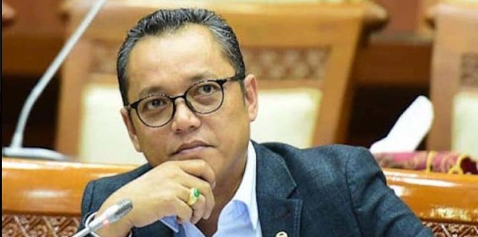 FOTO: Politikus PDI Perjuangan Deddy Yevri Sitorus/Net