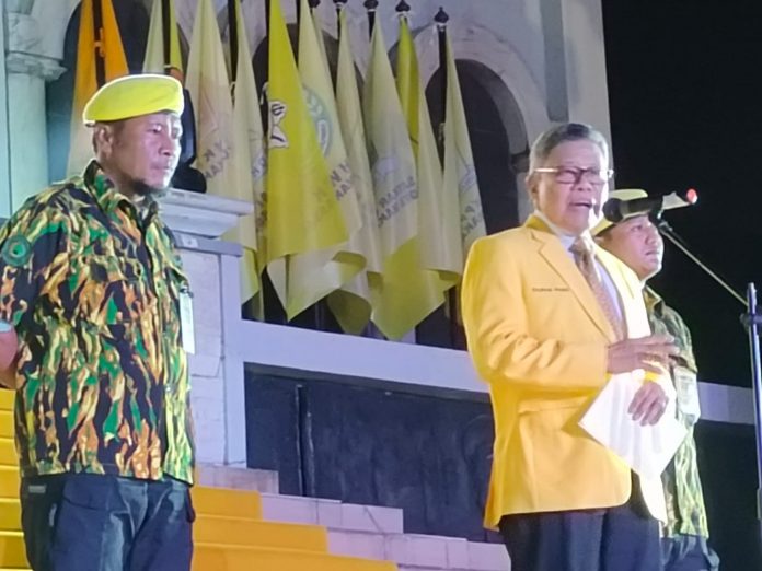 FOTO: Ketua DPD I Partai Golkar Sulsel, HM Taufan Pawe saat menyampaikan Orasi Politiknya di Monumen Mandala, Kota Makassar. Jumat, (19/8)