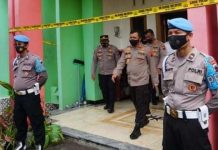 Polisi Gerebek Sindikat Operator Judi Online Beromzet Besar Berlokasi di Bojongsari Jateng Foto: Kapolda Jateng Irjen Pol.Ahmad Luthfi mengecek rumah tempat beroperasinya sindikat operator judi daring di Purbalingga, Sabtu. (ANTARA/ HO-Humas Polda Jateng)