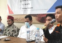 Dihadapan Aktivis BKLDK dan Gema Pembebasan Usman Sofian Sebut Moderasi Beragama Solusi Menangkal Radikalisme FOTO: Institut SERUM Gelar Dialog Kebangsaan di salah satu warkop di Jl Alauddin Makassar, Kamis (1/9/2022).
