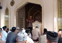 Jumatan Perdana Dimesjid Al Aman Polsek Manggala FOTO: Suasana Salat perdana di mesjid Al Amaan Polsek Manggala Jumat, (2/9)