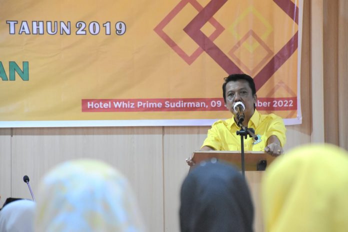 FOTO: Anggota DPRD Kota Makassar, Abdul Wahab Tahir menggelar Sosialisasi Peraturan Daerah (Perda) Nomor 6 Tahun 2019 tentang Kepemudaan, di Hotel Whiz Prime, Jl Jenderal Sudirman, Jumat (9/9/2022).