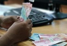Pemerintah Klaim BLT Dapat Menurunkan Angka Kemiskinan, Pengamat: Mana studinya? Ilustrasi Bantuan Langsung Tunai atau BLT
