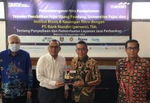 PT Bank Mandiri Area Head Makassar MoU Penyediaan dan Pemanfaatan Layanan Jasa Perbankan dengan PT FOTO: PT Bank Mandiri (Persero) Tbk Area Head Makassar Kartini melaksanakan Memorandum of Understanding (MoU) dengan Perguruan Tinggi (PT) di kota makassar. Senin, 19 September 2022