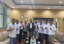 DPD AKLI Silahturahmi dengan GM PLN Unit Induk Wilayah Sulselbatra FOTO: Dewan Pengurus Daerah Asosiasi Kontraktor Listrik dan Mekanikal Indonesia (AKLI) Sulawesi Selatan, Tenggara dan Barat bersilahturahmi dengan General Manager PT. PLN (Persero) Unit Induk Wilayah Sulawesi Selatan, Sulawesi Tenggara dan Sulawesi Barat. Rabu (21/9)