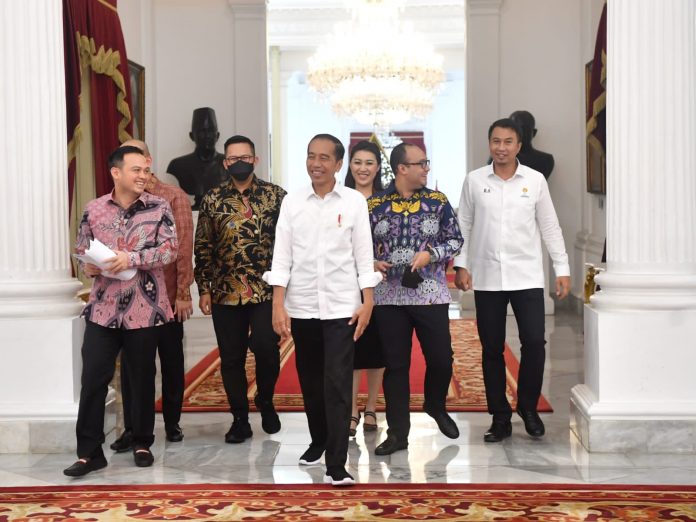 FOTO: Pengurus BPP HIPMI saat diterima Presiden Jokowi di Istana Merdeka, Jakarta, pada Kamis (22/09/2022). (Foto: Rusman)