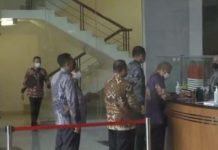 Akhirnya Hakim Agung Sudrajad Dimyati Menyerahkan Diri ke KPK Foto: Hakim Agung pada Mahkamah Agung (MA), Sudrajad Dimyati tiba di Gedung Merah Putih KPK, Jakarta/Ist