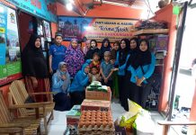 Sambangi Panti Asuhan, RS Faisal Makassar Memberikan Bantuan Sembako FOTO: Panitia HUT RS Islam Faisal Makassar menyambangi panti asuhan al-kabiiru di jl. Pengayoman dan jl. Toddopuli 10. Jumat (23/9/22)