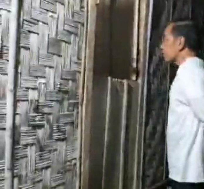 IMG-20220928-WA0059 FOTO: Hasil tangkap layar saat Presiden kunjungi warga di Baubau