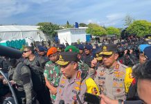 Kapolri Bakar Semangat Anggota Pengamanan KTT G20: Jadikan Ini Kebanggaan dan Kehormatan Kalian Kapolri Jenderal Listyo Sigit Prabowo meninjau posko Brimob Pura Geger Bali guna persiapkan pengamanan penyelenggaraan Konferensi Tingkat Tinggi (KTT) G20 di Bali, Sabtu (12/11/2022).