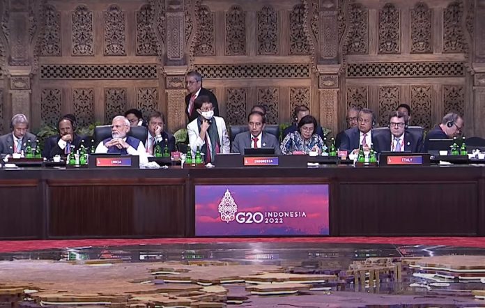 FOTO: Presiden Jokowi saat membuka Konferensi Tingkat Tinggi (KTT) G20 sesi III, di Hotel The Apurva Kempinski, Bali, Rabu (16/11/2022) siang.