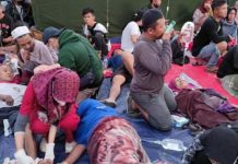 Terbaru, BNPB: 62 Meninggal, 25 orang Masih Tertimbun Runtuhan Bangunan FOTO: Polda Jabar Terus Lakukan Proses Evakuasi Pasca Gempa Bumi Cianjur / Widiyantie