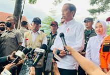 Korban Gempa Cianjur, Tembus Angka 268 Orang Meninggal FOTO: Presiden beri keterangan pers usai meninjau korban gempa Cianjur.