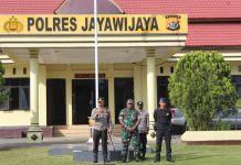 Kodim 1702/Jayawijaya Gelar Apel Pasukan Pengamanan Kedatangan PJ. Gubernur Papua Pegunungan FOTO: Kodim 1702/JWY menurunkan 100 personil mengikuti apel gabungan dalam rangka mengantisipasi dan persiapan pengamanan penyambutan Pj. Gubernur dan Pj. Sekda Provinsi Papua Pegunungan bertempat di lapangan apel Polres Jayawijaya. (22/11/2022)