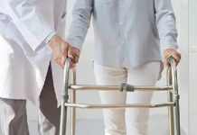 Pertolongan Pertama Stroke yang Penting dan Dapat Jadi Penentu Keselamatan Ilustrasi penderita Stroke