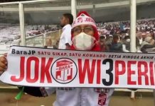 Jokowi 3 Periode, Said Didu Sebut Presiden sudah Jadi Sponsor untuk Melakukan Pelanggaran Konstitusi Foto hasil tangkap layar video Relawan Nusantara Bersatu di Stadion Gelora Bung Karno (GBK), Senayan, Jakarta, Sabtu (26/11/2022)