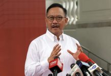 Kepala Otorita Ungkap Adanya Peningkatan Minat Investasi ke IKN FOTO: Kepala Otorita IKN, Bambang Susantono memberikan keterangan pers usai mengikuti Ratas di Istana Merdeka, Jakarta, Senin (28/11/2022). (Foto: Humas Setkab/Rahmat)