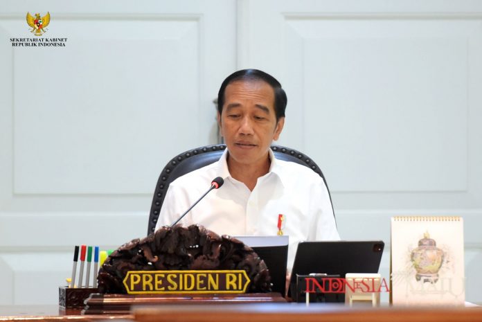 FOTO: Presidden Joko Widodo pimpin rapat terbatas mengenai Evaluasi Pelaksanaan KTT G20, di Kantor Presiden Jakarta, Senin (28/11/2022) siang. (Foto: Humas Setkab/Agung)