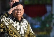Hasil Survei, Prabowo Capres Paling Populer FOTO: Ketua Umum Partai Gerindra, Prabowo Subianto, resmi diumumkan sebagai Menteri Pertahanan oleh Presiden Joko Widodo di Istana Kepresidenan, Rabu (23/10). (Property Antara)