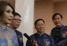 Komunitas Peduli Sosial dan Seni, Melody Group Peringati Hari Jadi ke 9 Tahun FOTO: Ketua Melody Group Sherly Lijaya saat ditemui awak media di acara Anniversary tahun ke sembilan di Gedung Runtono Jl Gunung Bawakaraeng kota Makassar. Senin (5/12/2022)