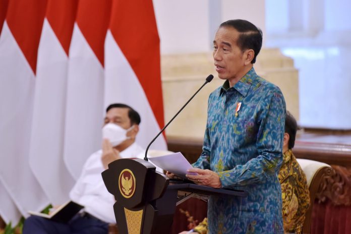 FOTO: Presiden Joko Widodo atau Jokowi menggelar Sidang Kabinet Paripurna mengenai Perkiraan Kondisi Perekonomian Tahun 2023, Evaluasi Penanganan COVID-19, serta Antisipasi Krisis Pangan dan Energi, di Istana Negara, Jakarta, Selasa 6 Desember 2022.