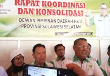 HKTI Sulsel Tolak Impor Beras, Lutfi: Kalau Provinsi Lain Kekurangan Beras Silahkan ke Sulsel FOTO: Ketua HKTI Sulsel, Ir Lutfi Halide saat memberikan keterangan usai di gelar rapat koordinasi dan Konsolidasi. Rakornis itu berlangsung di Red Cormer Cafe, Jalan Yusuf Dg. Ngawing. Rabu (7/12).