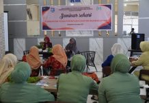 DP2KBP3A Bulukumba Dorong Kewirausahaan Perempuan FOTO: Pemkab Bulukumba melalui Dinas Pengendalian Penduduk, Keluarga Berencana, Pemberdayaan Perempuan dan Perlindungan Anak (DP2KBP3A) menggelar seminar sehari bersama lintas organisasi perempuan.