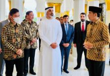 Presiden Jokowi Terima Kedatangan Putra MBZ di Surakarta FOTO: Presiden Jokowi terima kedatangan Putra MBZ di Surakarta, Minggu (11/12/2022). (Foto: BPMI Setpres)