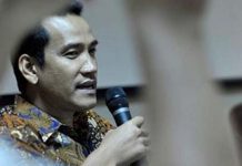 Refly Menduga Rezim sudah Mengantongi Belasan Ribu Triliun, Buat Ganjar Foto: Ahli hukum tata negara Refly Harun/Net