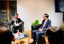 Bertemu PM Swedia, Presiden Jokowi Dorong Kerja Sama Pembangunan Hijau FOTO: Presiden Joko Widodo melakukan pertemuan bilateral dengan PM Swedia Ulf Kristersson, di Gedung Europa, Brussels, Rabu (14/12/2022). (Foto: BPMI Setpres)
