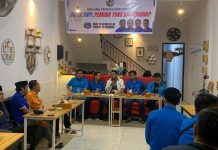 Jelang Musda, KNPI Maros Gelar Bincang Anak Muda, Bahas Indikator Ketua KNPI Selanjutnya FOTO: Pengurus KNPI Maros menggelar Bincang Anak Muda yang bertemakan "Untuk KNPI, Pemuda yang Bagaimana?", Sabtu malam (18/12/2022).
