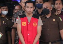 Pengamat menyarankan Agar Status Justice Collaborator Richard Eliezer Penting untuk Dicermati Foto: Bharada Richard Eliezer Pudihang Lumiu alias Bharada E mengenakan rompi tahanan Kejaksaan/Ist