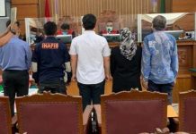 Misteri Otak Brigadir J yang Ditemukan Pindah ke Dalam Perut Akhirnya Terjawab Foto: Para saksi dihadirkan dalam persidangan di PN Jakarta Selatan (Sumber : Tim tvOne/Muhammad Bagas)