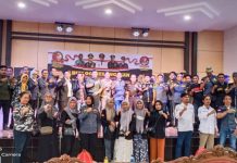 Hari Bela Negara, GBNN Sulsel Gelar Dialog Kebangsaan FOTO: Garda Bela Negara Nasional (GBHN) Sulawesi Selatan saat menggelar dialog kebangsaan di gedung Mulo Makassar. Selasa (20/12)